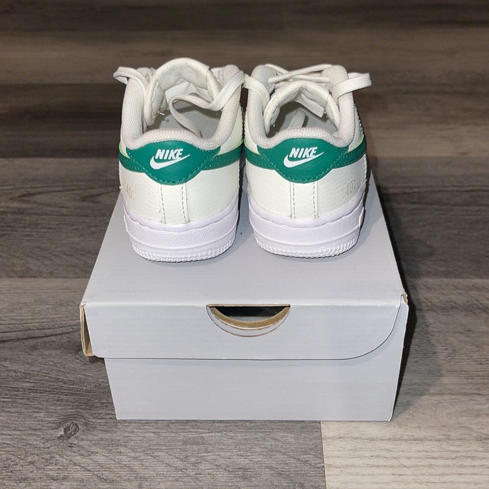 Preloved - TODDLER - Air Force 1 Nike - Picture 4 of 5